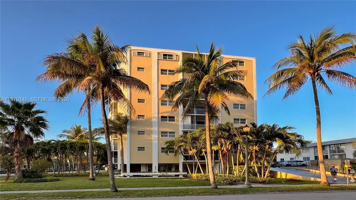 555 Crandon Blvd #82, Key Biscayne, FL 33149 - #1