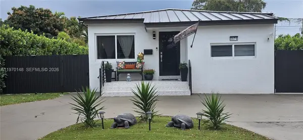 5870 NW 38th St, Virginia Gardens, FL 33166