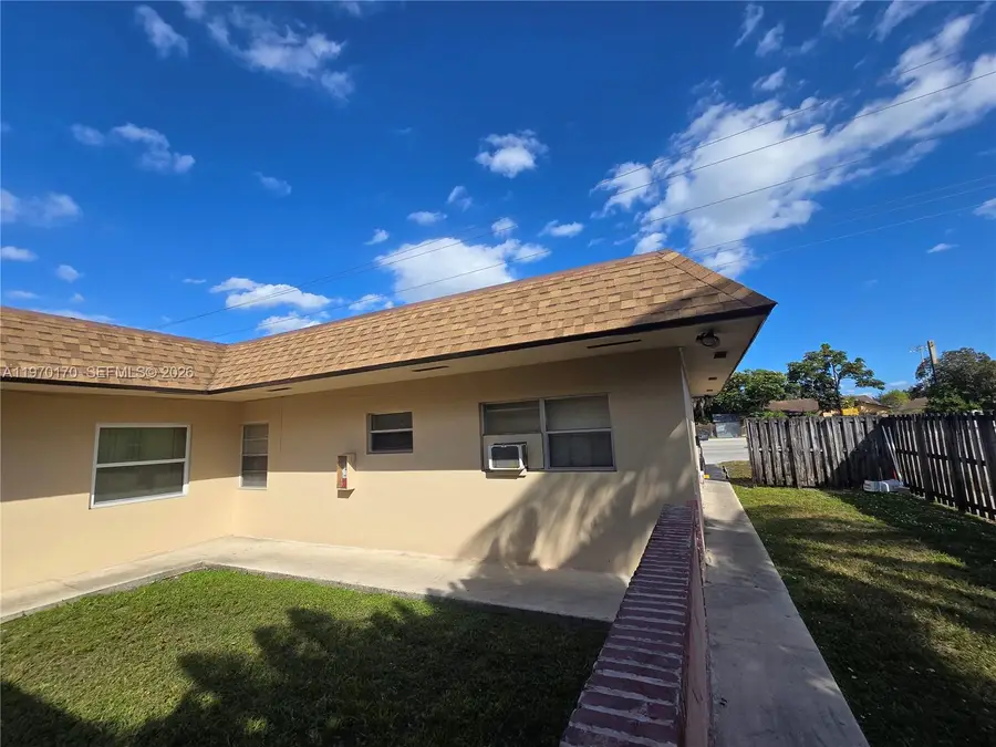 4001 NW 31st Ave, Lauderdale Lakes, FL 33309 - #3