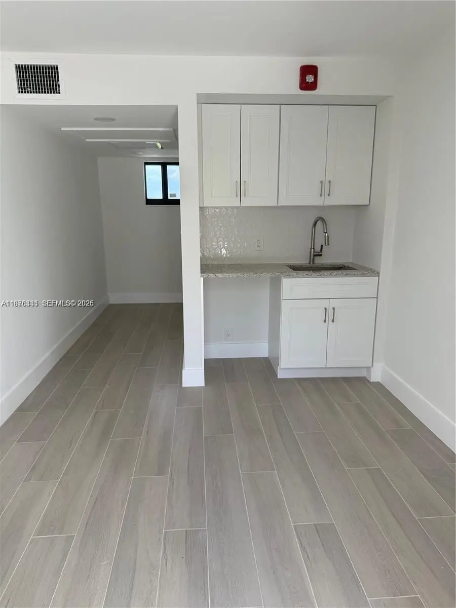 20281 E Country Club Dr #CAB19, Aventura, FL 33180 - #2