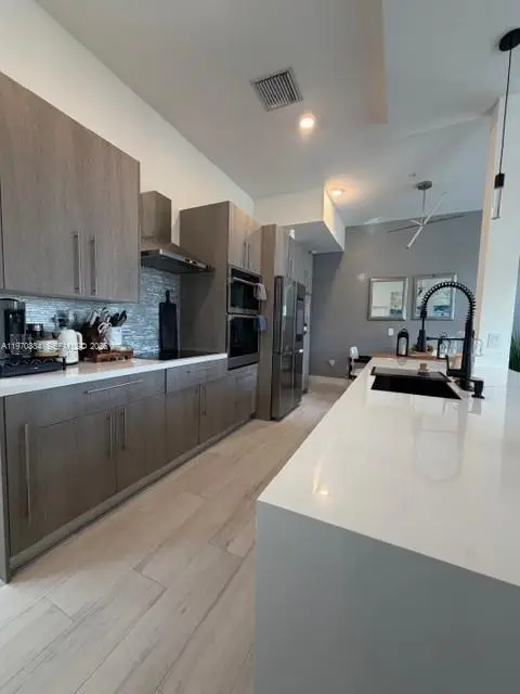 4396 NW 9th St, Plantation, FL 33317 - #3