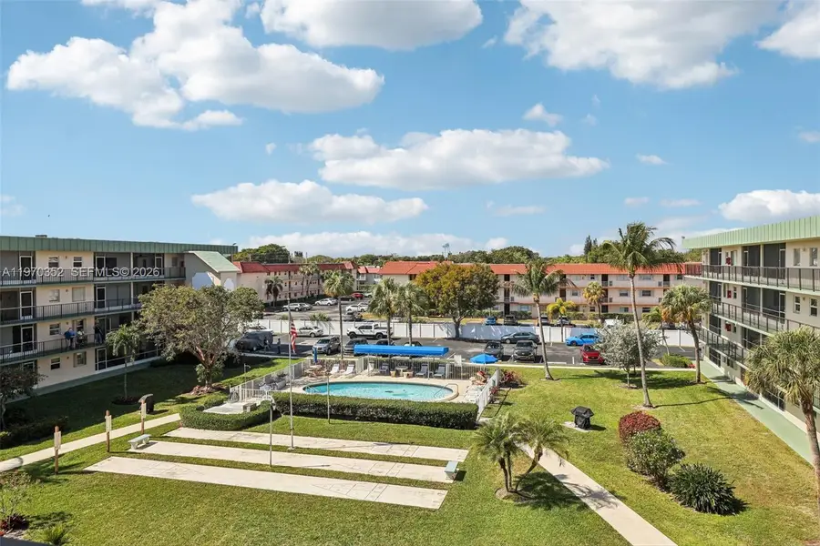 804 SE 7th St #402, Deerfield Beach, FL 33441 - #2