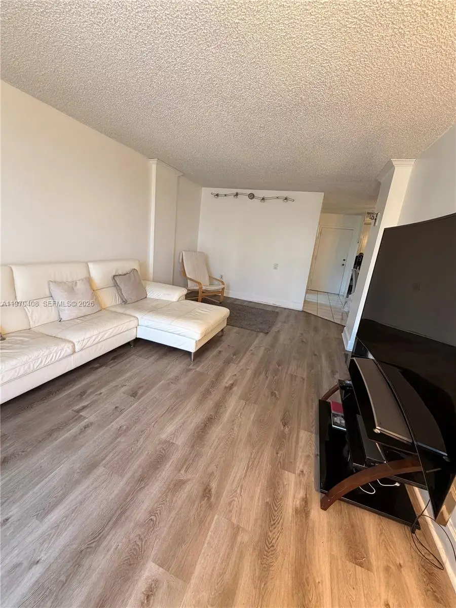 16851 Ne 23rd Ave #B304, North Miami Beach, FL 33160 - #3