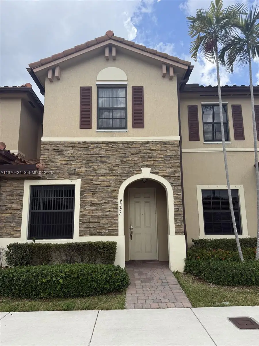 9386 W 33rd Ln, Hialeah, FL 33018 - #2