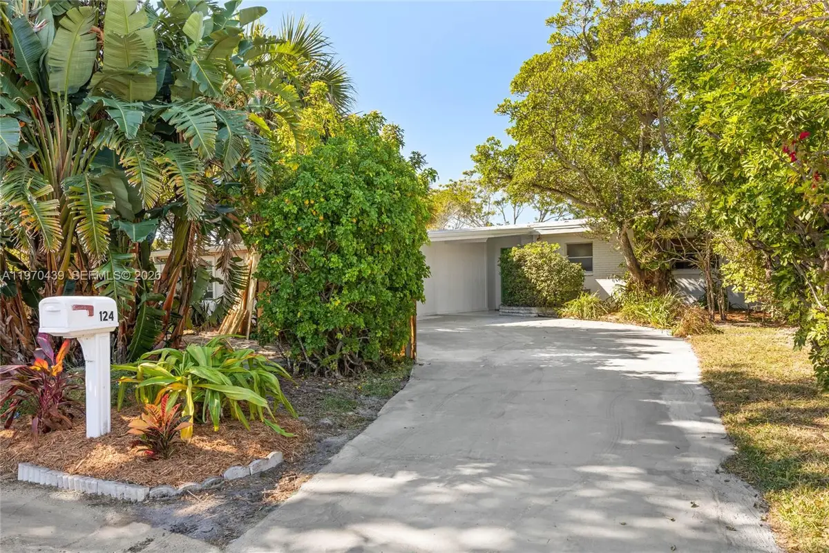 124 Aucila Rd., Cocoa Beach, FL 32931 - #1
