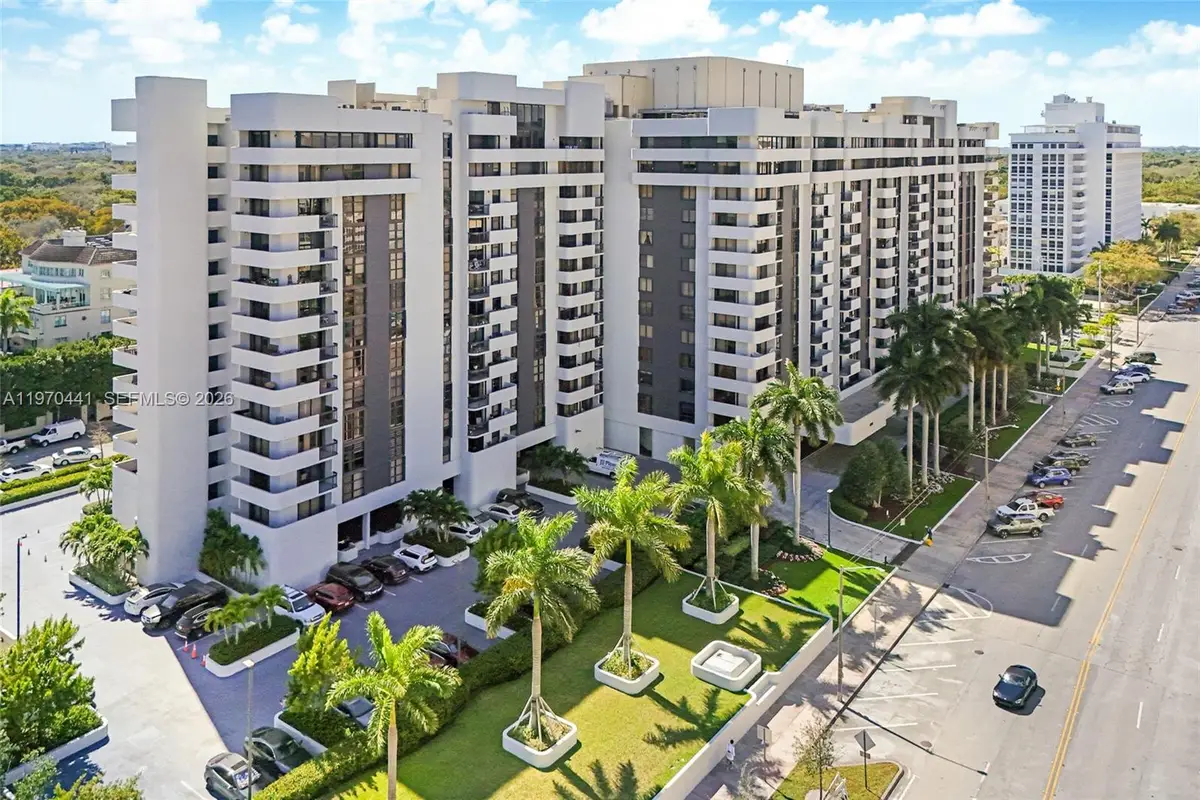 600 Biltmore Way #1018, Coral Gables, FL 33134 - #1