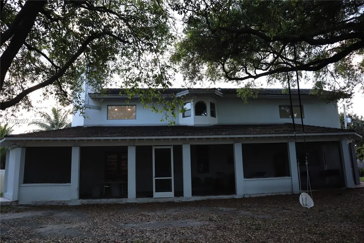 937 NE 171st St, Miami, FL 33162 - #1