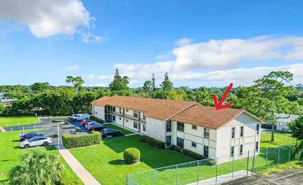 5894 Longbow Ln #6, West Palm Beach, FL 33415