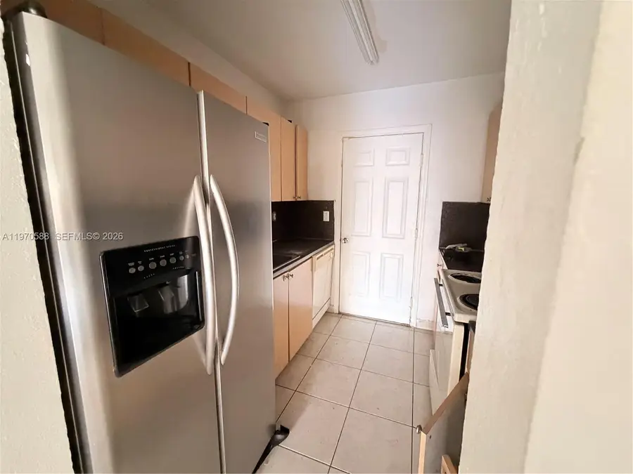 941 NE 169th St #120, North Miami Beach, FL 33162 - #3