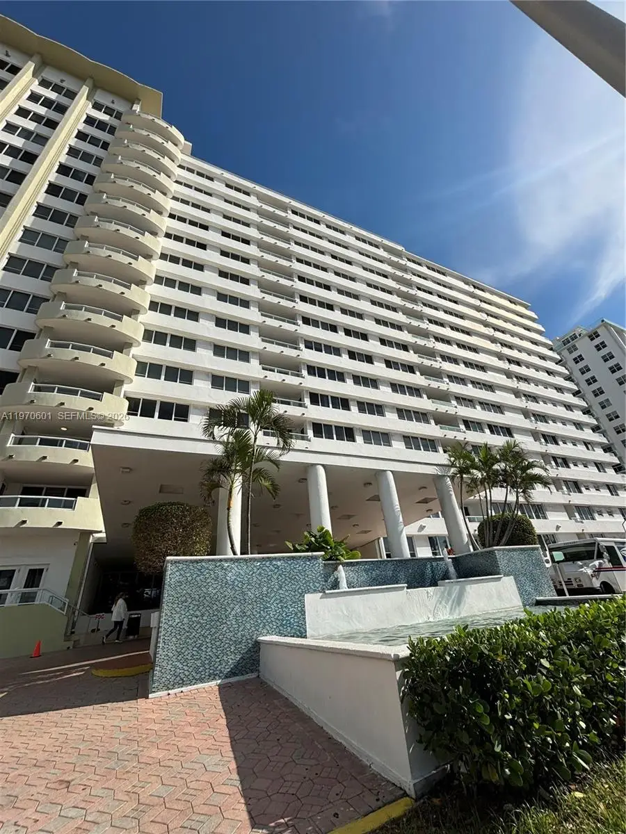 5005 Collins Ave #825, Miami Beach, FL 33140 - #2