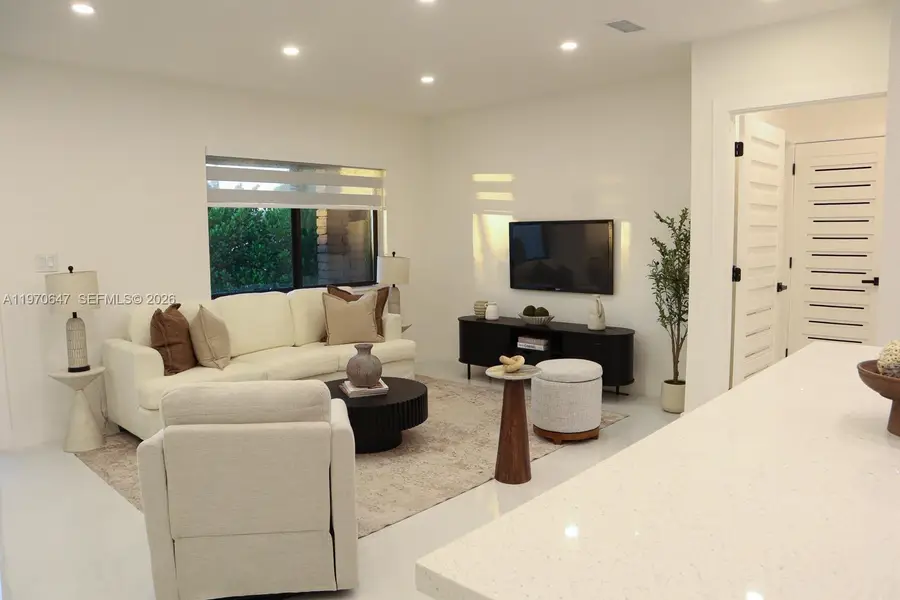 930 NE 163rd St, North Miami Beach, FL 33162 - #3