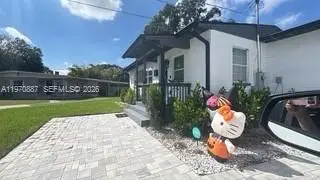 5345 Avon Court, Orlando, FL 32807