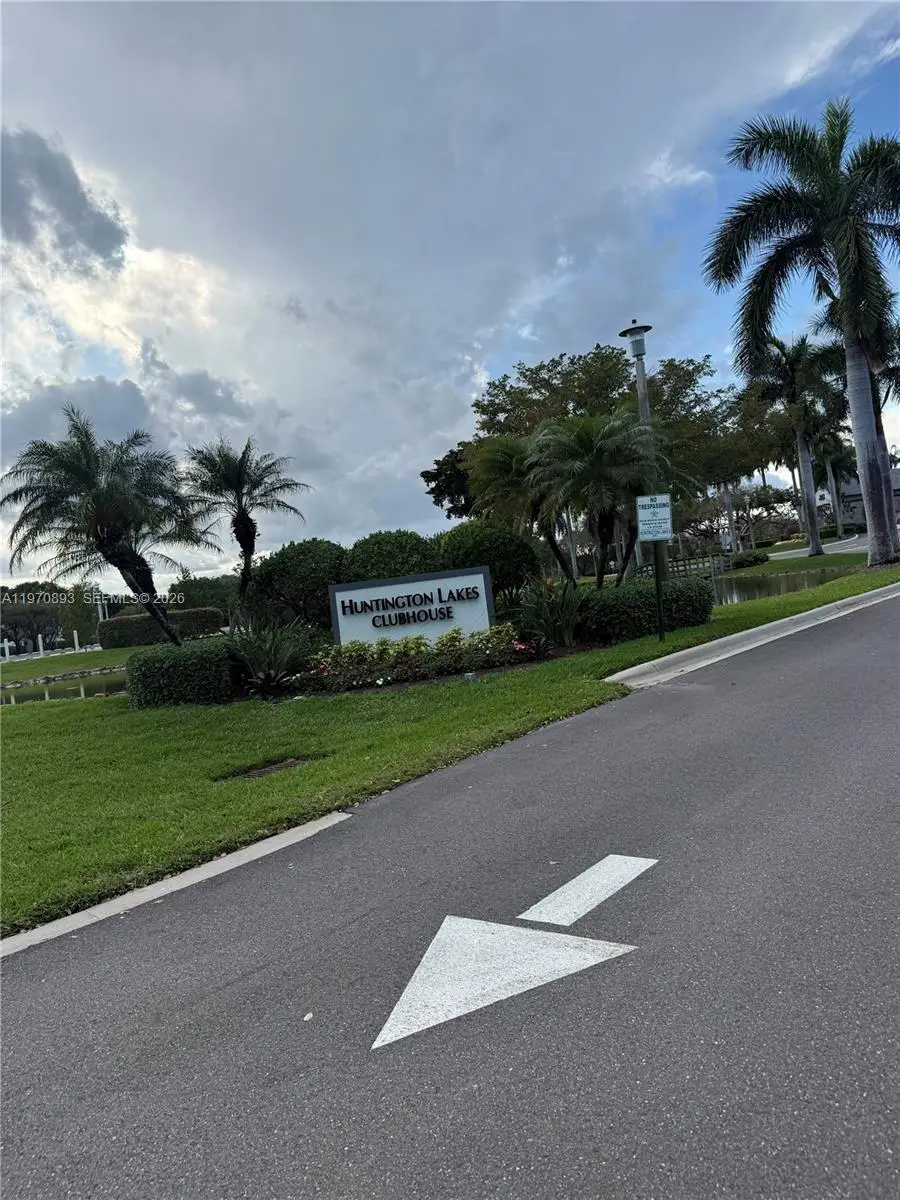 7321 Amberly Ln #302, Delray Beach, FL 33446 - #3