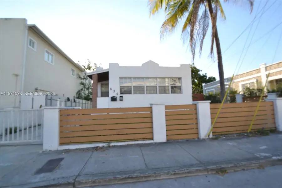 634 SW 10th Ave, Miami, FL 33130 - #2