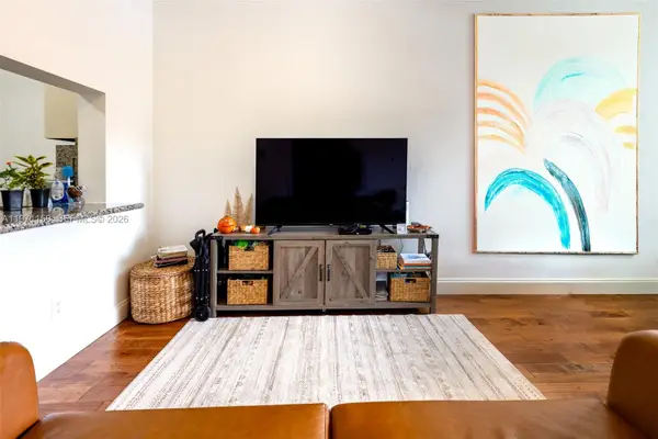 9430 Boca Cove Cir #210, Boca Raton, FL 33428