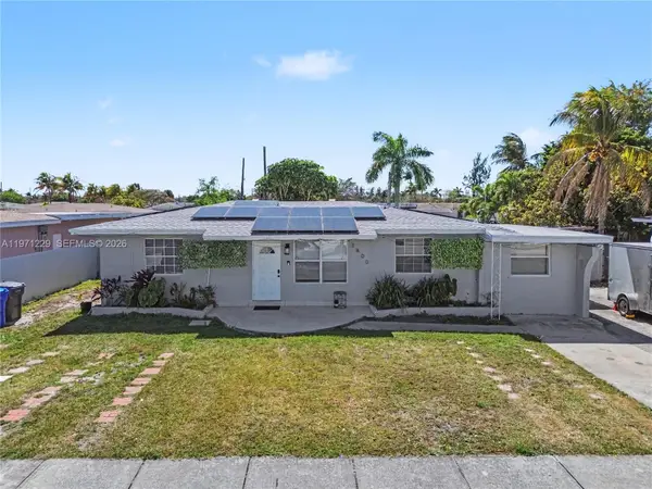 3800 SW 31st Ct, West Park, FL 33023