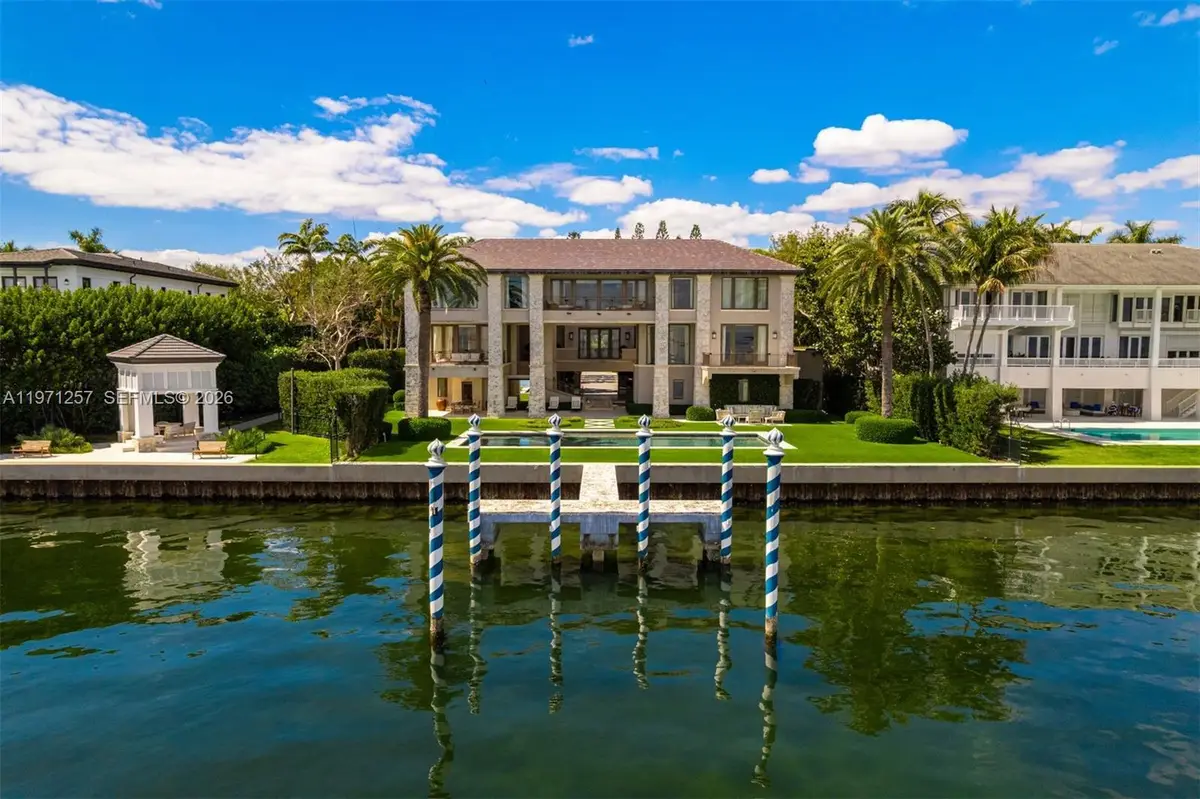 10 Tahiti Beach Island Rd, Coral Gables, FL 33143 - #1