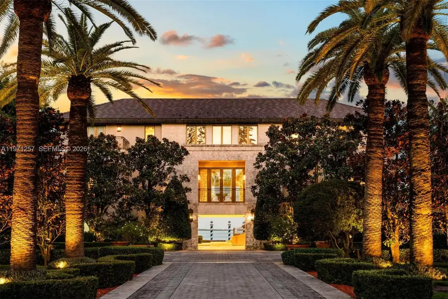 10 Tahiti Beach Island Rd, Coral Gables, FL 33143 - #2