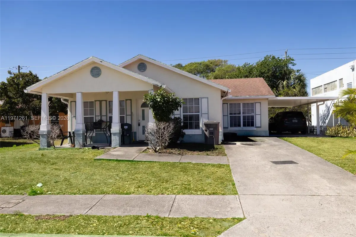 1107 Freshwater Lakes Dr, West Palm Beach, FL 33401 - #1