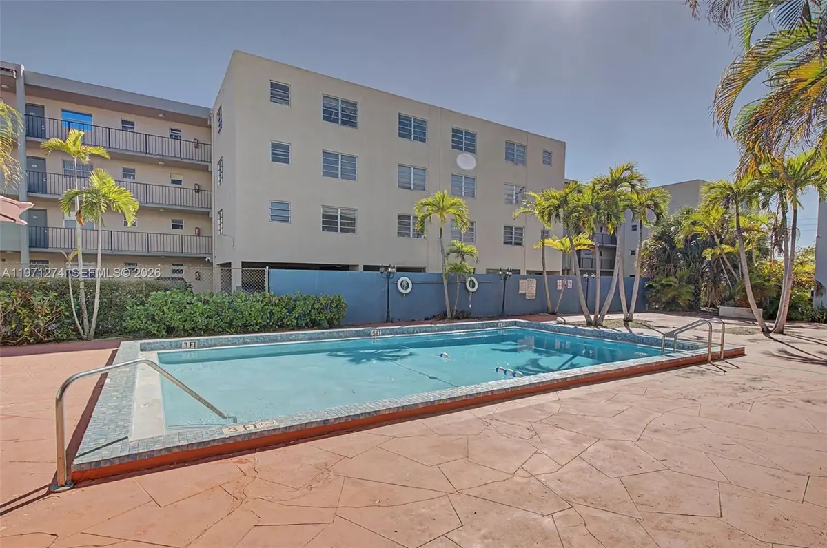 399 NW 72nd Ave #320, Miami, FL 33126 - #1