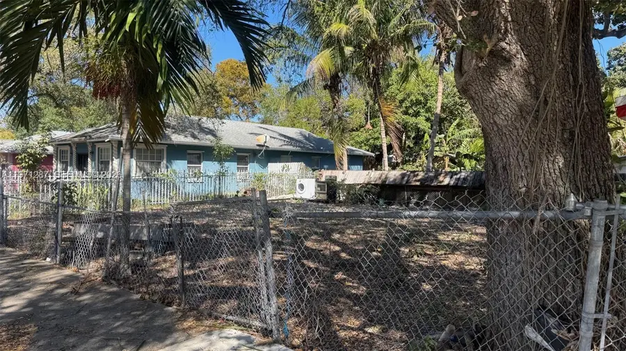 7613 NE 3rd Ave, Miami, FL 33138 - #2