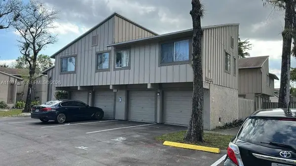 5630 NW 21st St #31-C, Lauderhill, FL 33313