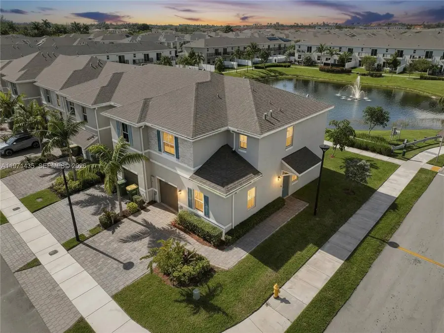 1754 SE 8th Ter, Homestead, FL 33034 - #2