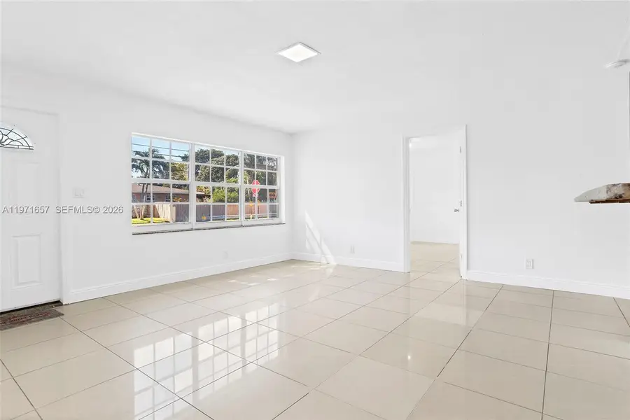 11 NE 21st St, Pompano Beach, FL 33060 - #3