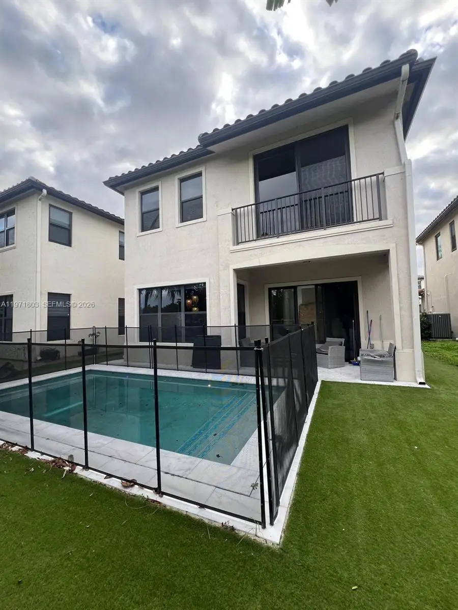 9909 W 32nd Ln, Hialeah, FL 33018 - #1