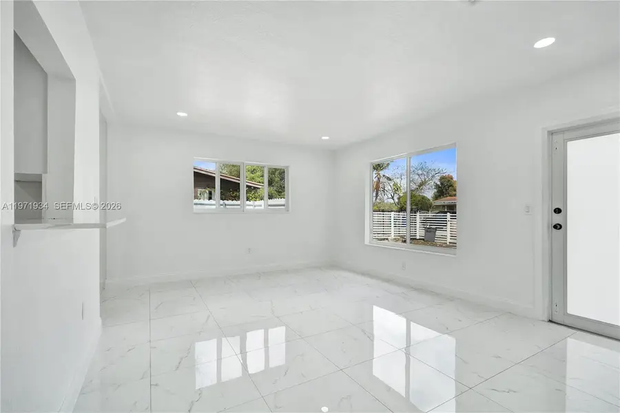 1220 NE 206th St, Miami, FL 33179 - #3