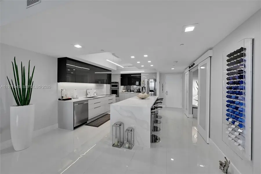 1800 S Ocean Dr #803, Hallandale Beach, FL 33009 - #2