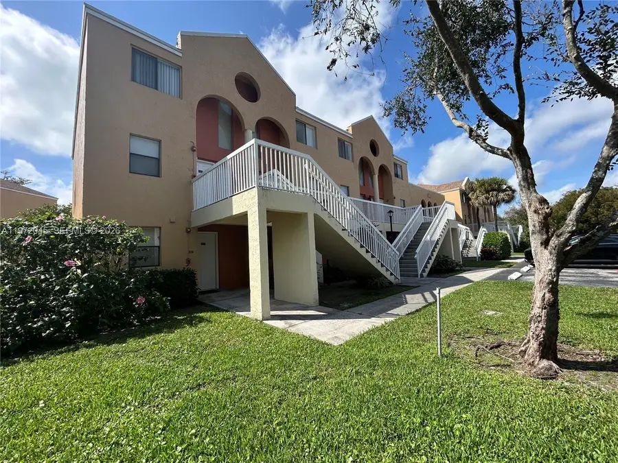 5200 NW 31st Ave #160, Fort Lauderdale, FL 33309 - #2