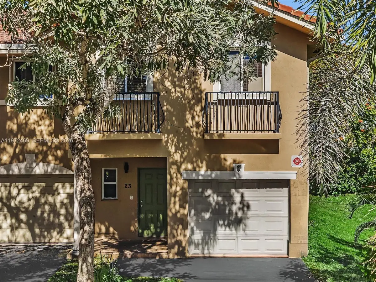 23 SE 3rd Ave, Hallandale Beach, FL 33009 - #1