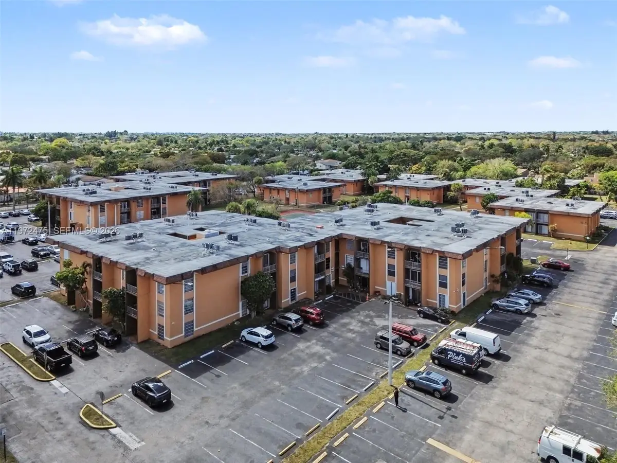 9417 SW 76th St #X36, Miami, FL 33173 - #1