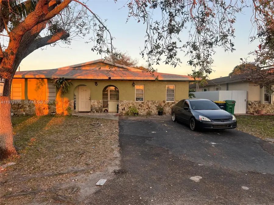 4610 SW 43rd Ter, Dania Beach, FL 33314 - #2