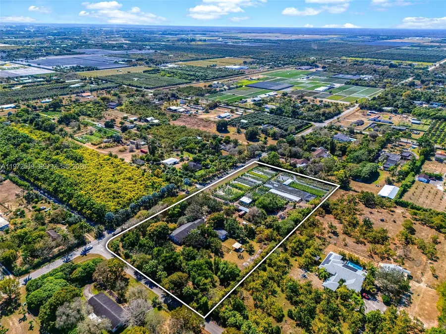 19401 SW 264th St, Homestead, FL 33031 - #2