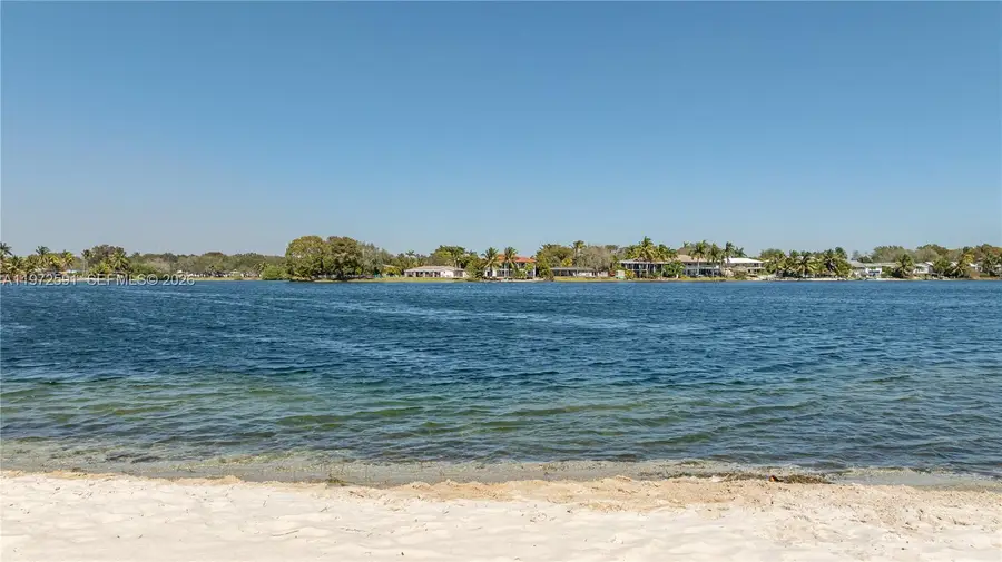 8121 SW 203rd St, Cutler Bay, FL 33189 - #2