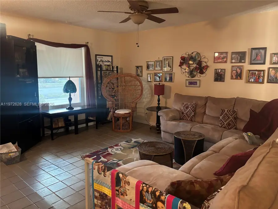 11055 NW 27th Pl, Sunrise, FL 33322 - #2