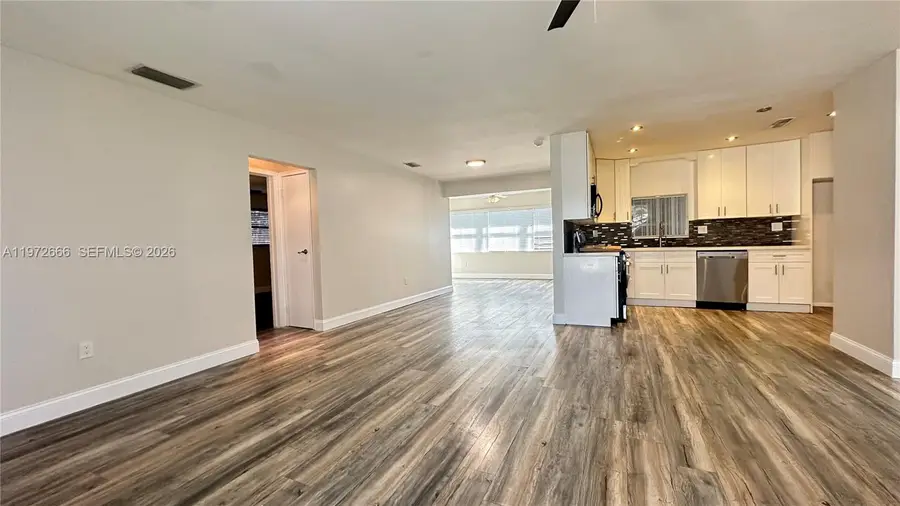 8450 NW 26th St, Sunrise, FL 33322 - #3