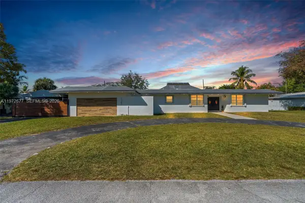 13780 SW 73rd Ct, Palmetto Bay, FL 33158