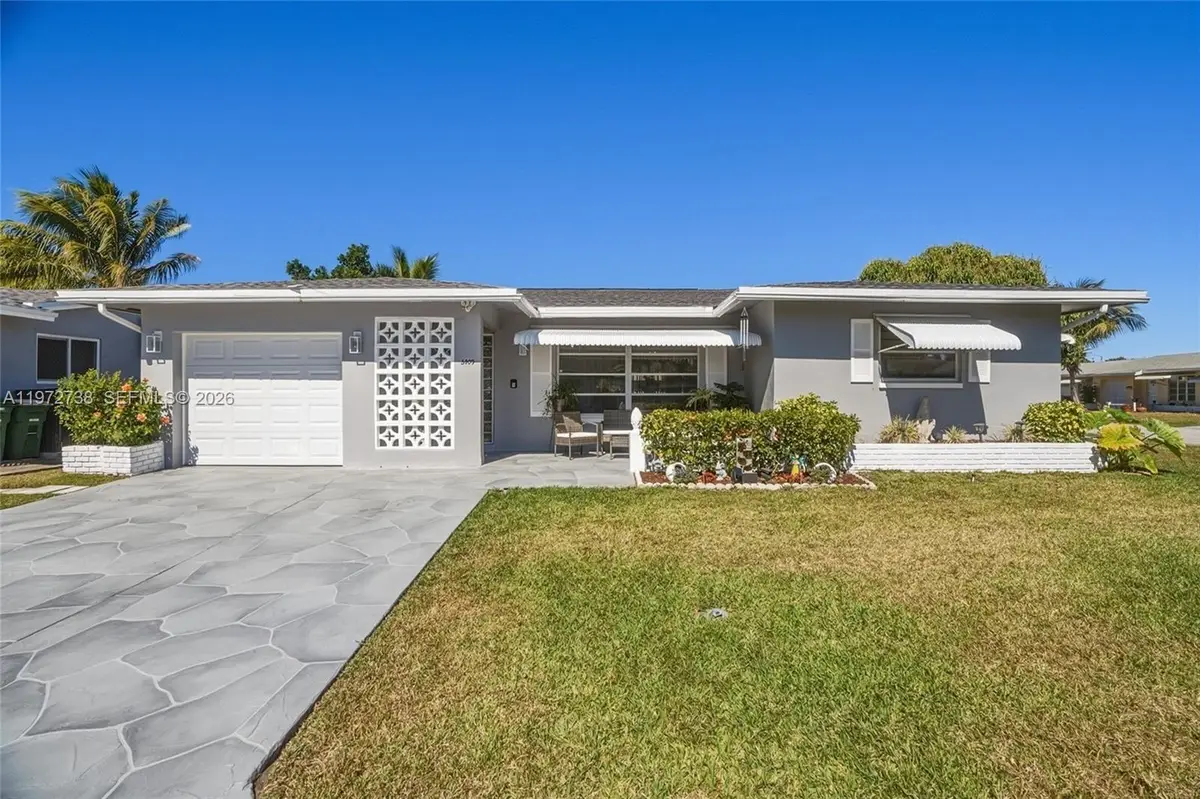 5409 NW 49th Ave, Tamarac, FL 33319 - #1