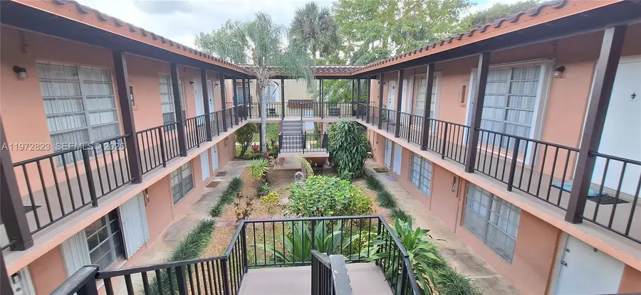 10832 N Kendall Dr #U16, Kendall, FL 33176 - #2