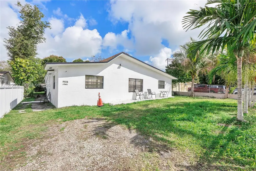 1563 NE 148th St, Miami, FL 33161 - #3