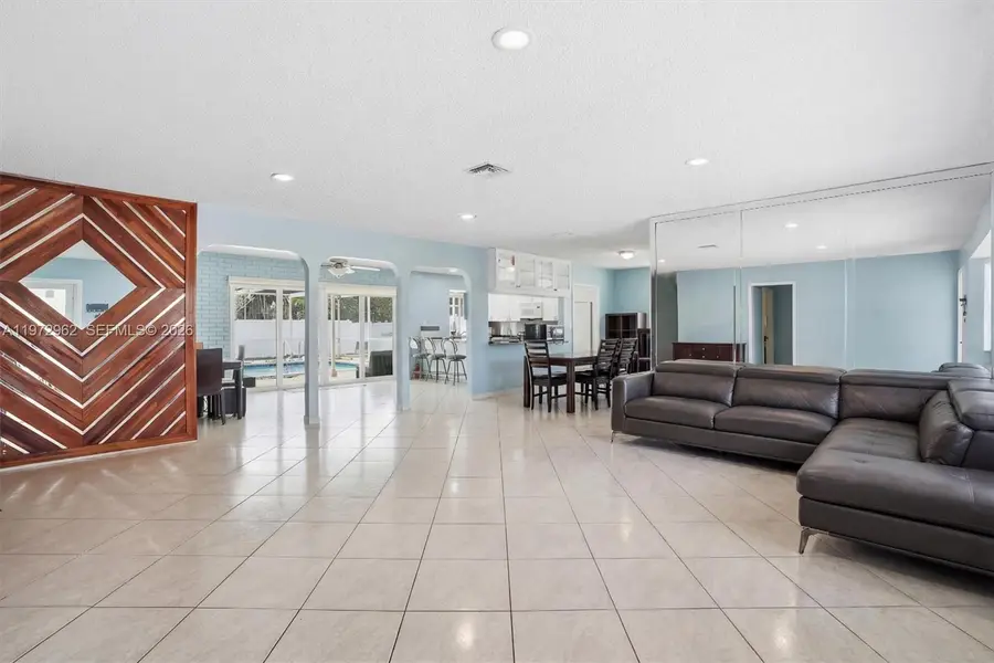 5518 Mckinley St, Hollywood, FL 33021 - #3