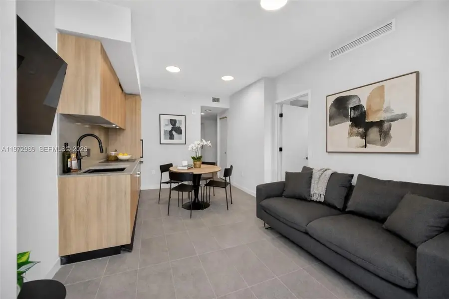 121 NE 5th St #710, Miami, FL 33132 - #3