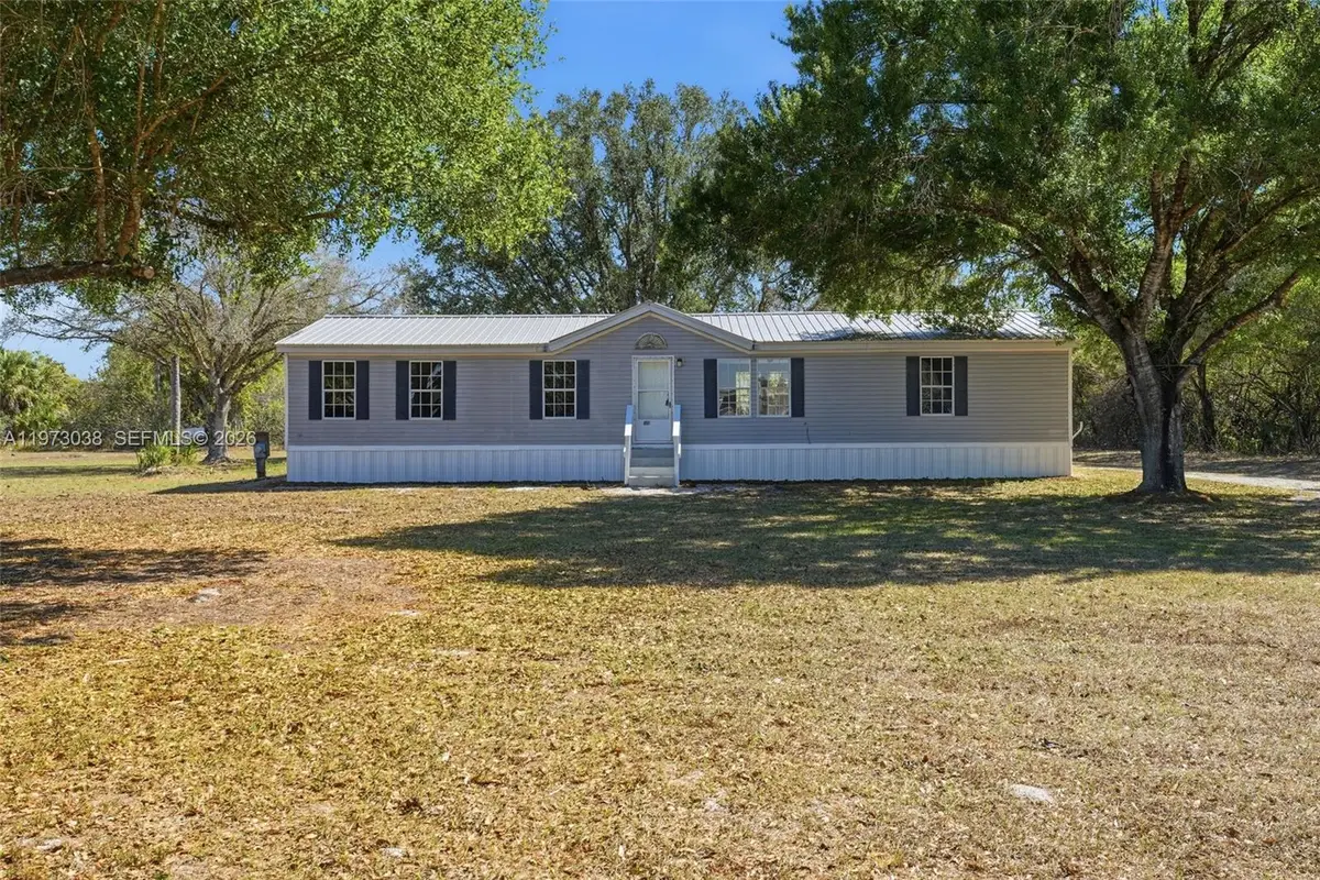 1446 Seminole Ave, Labelle, FL 33935 - #1