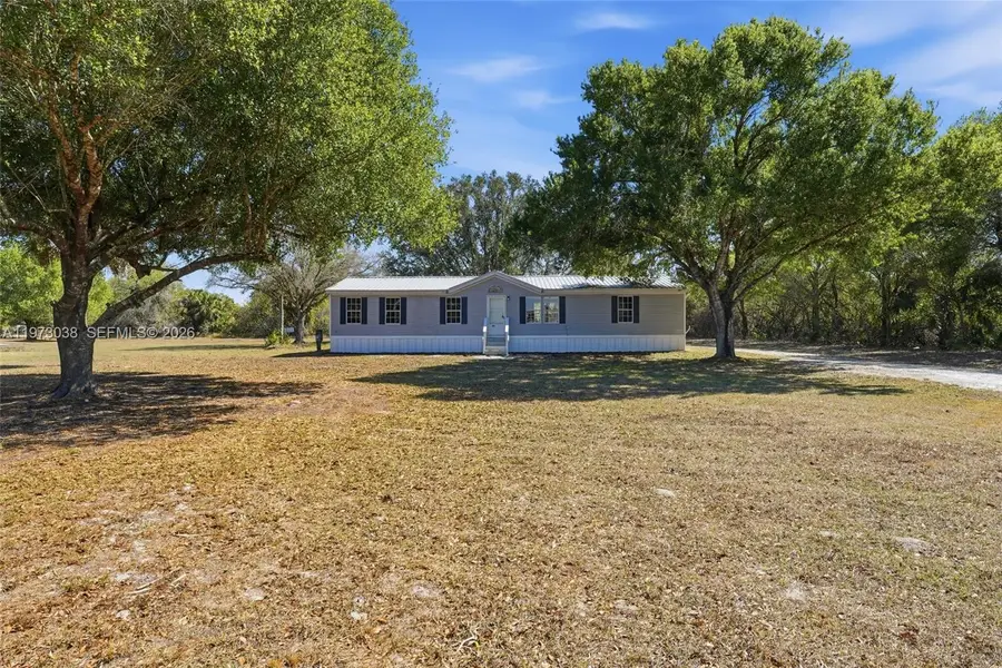 1446 Seminole Ave, Labelle, FL 33935 - #3