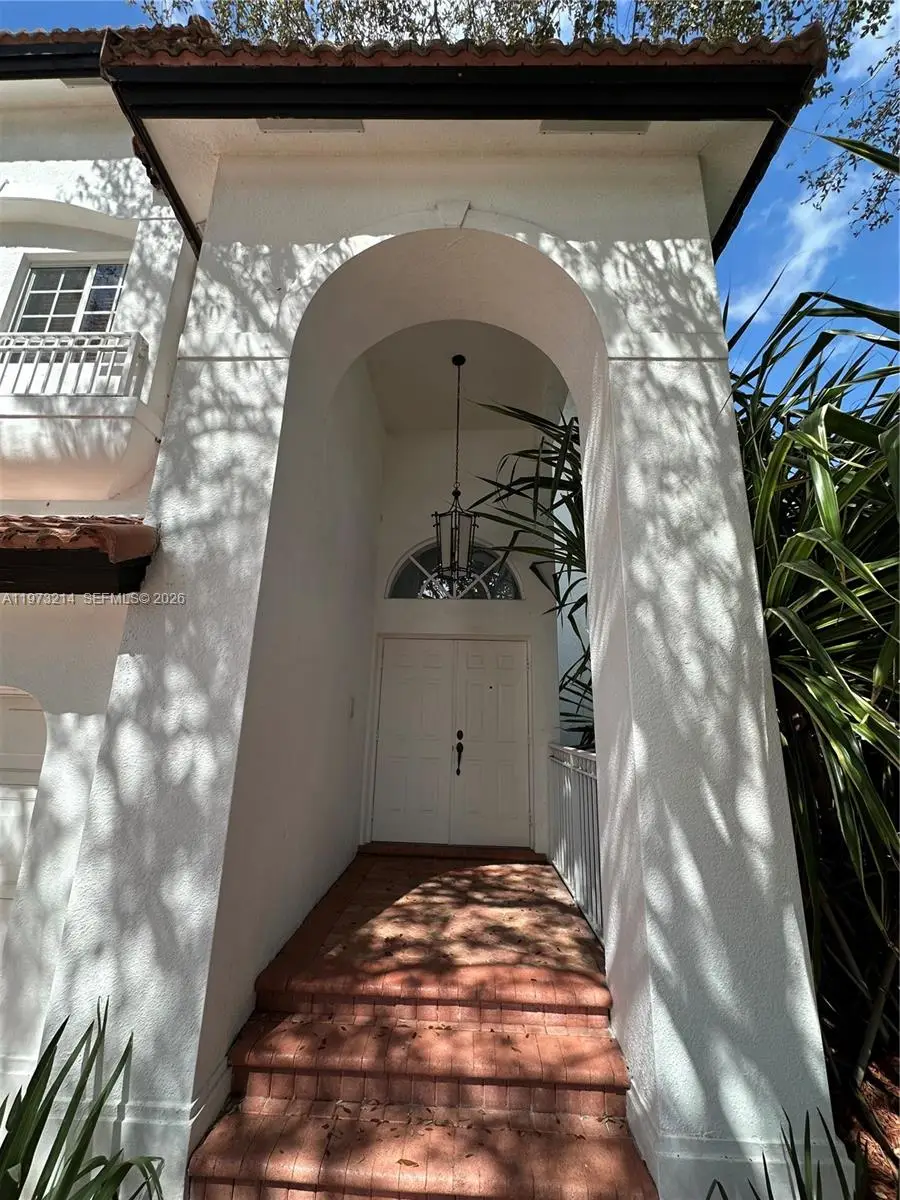 10965 NW 59th St, Doral, FL 33178 - #3