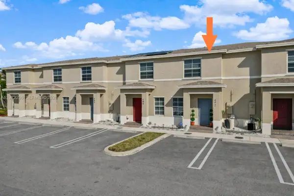 492 NE 4th Ln, Florida City, FL 33034