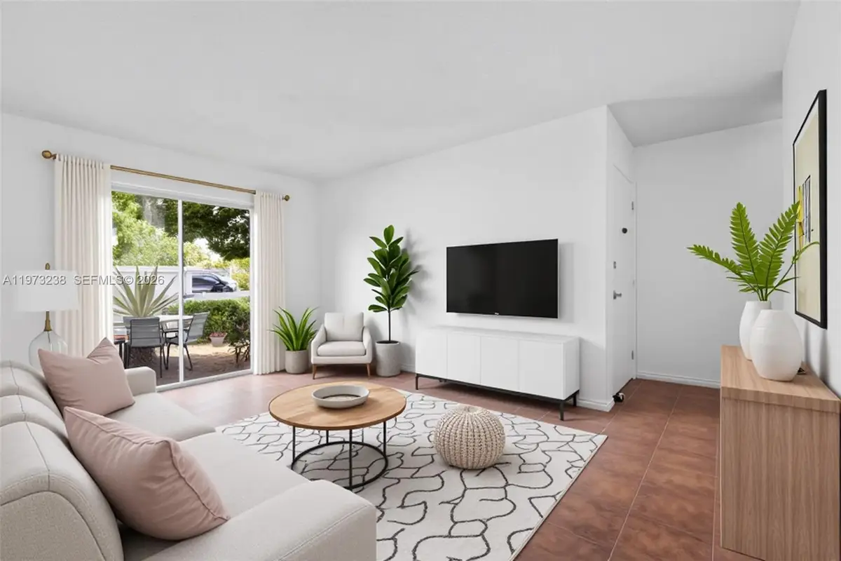 5216 NE 6th Ave #B3, Oakland Park, FL 33334 - #1